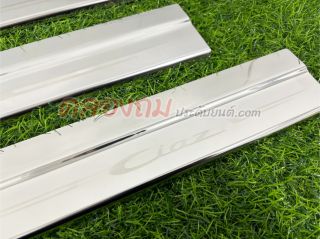 ชายบันได Suzuki Ciaz 2015