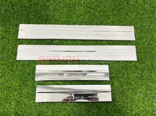 ชายบันได Suzuki Ciaz 2015