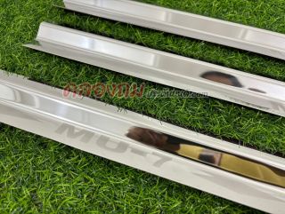 ชายบันได MU-7 2002-2006