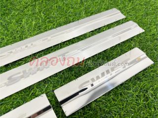 ชายบันได Suzuki Swift 2018 (LA)