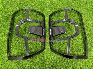 ครอบไฟท้าย Ford Ranger 2022-2024 รุ่น Wildtrak