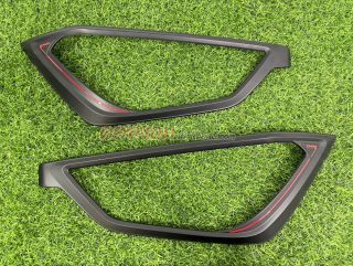 ครอบไฟหน้า Isuzu Dmax 2020 ดำด้านโลโก้แดง