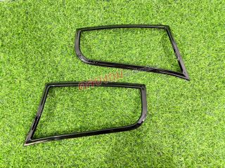 ครอบไฟหน้า Mitsubishi triton 2023-2024 (ดำเงา)
