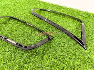 ครอบไฟหน้า Mitsubishi triton 2023-2024 (ดำเงา)
