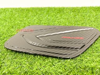 ครอบฝาถังน้ำมัน Isuzu mu-x 2021 คาร์บอนโลโก้แดง