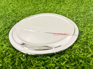 ครอบฝาถังน้ำมัน Mitsubishi Triton 2015-2018 (ชุบโครเมี่ยม) 4 ประตู