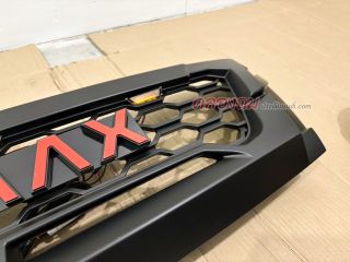 กระจังหน้า Isuzu D-max 2016-2018 โลโก้ดำ+ส้ม (LA) มีไฟ