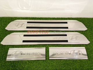 ชายบันได Hyundai H1