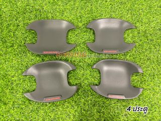 เบ้าครอบมือประตู ISUZU D-Max 2020-2024 (แบบเบ้าหลุม)